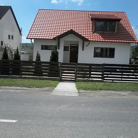 Palocfoeld Vendeghaz Guest house *